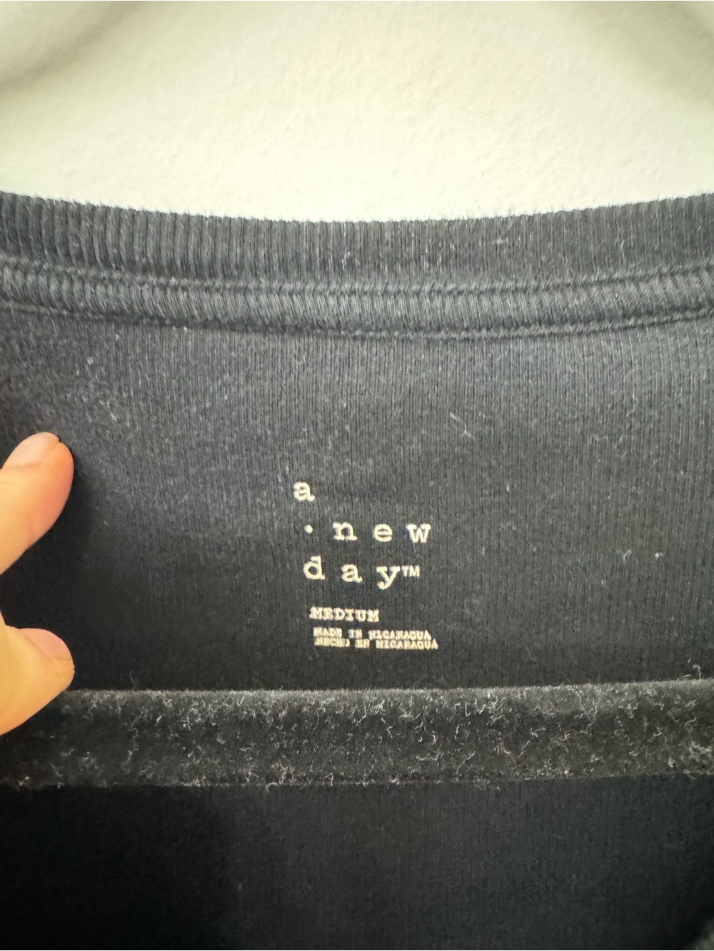 Black V-Neck Ribbed Long Sleeve - Picture 3 of 3